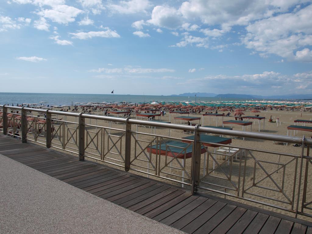 Il Pontile Holidays Apartment Marina di Pietrasanta Rom bilde